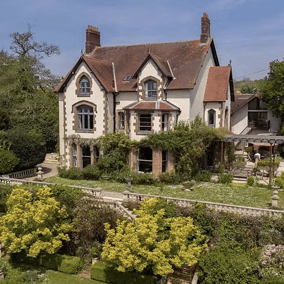 Sarah-Retreat Pennard